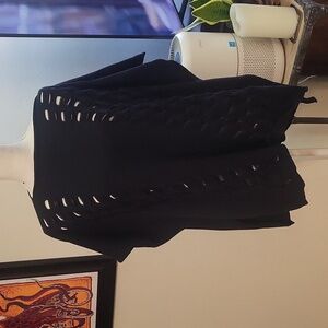 Lesel Black Distressed Heavy Warm  Poncho-Like Sweater Stretchy Knit